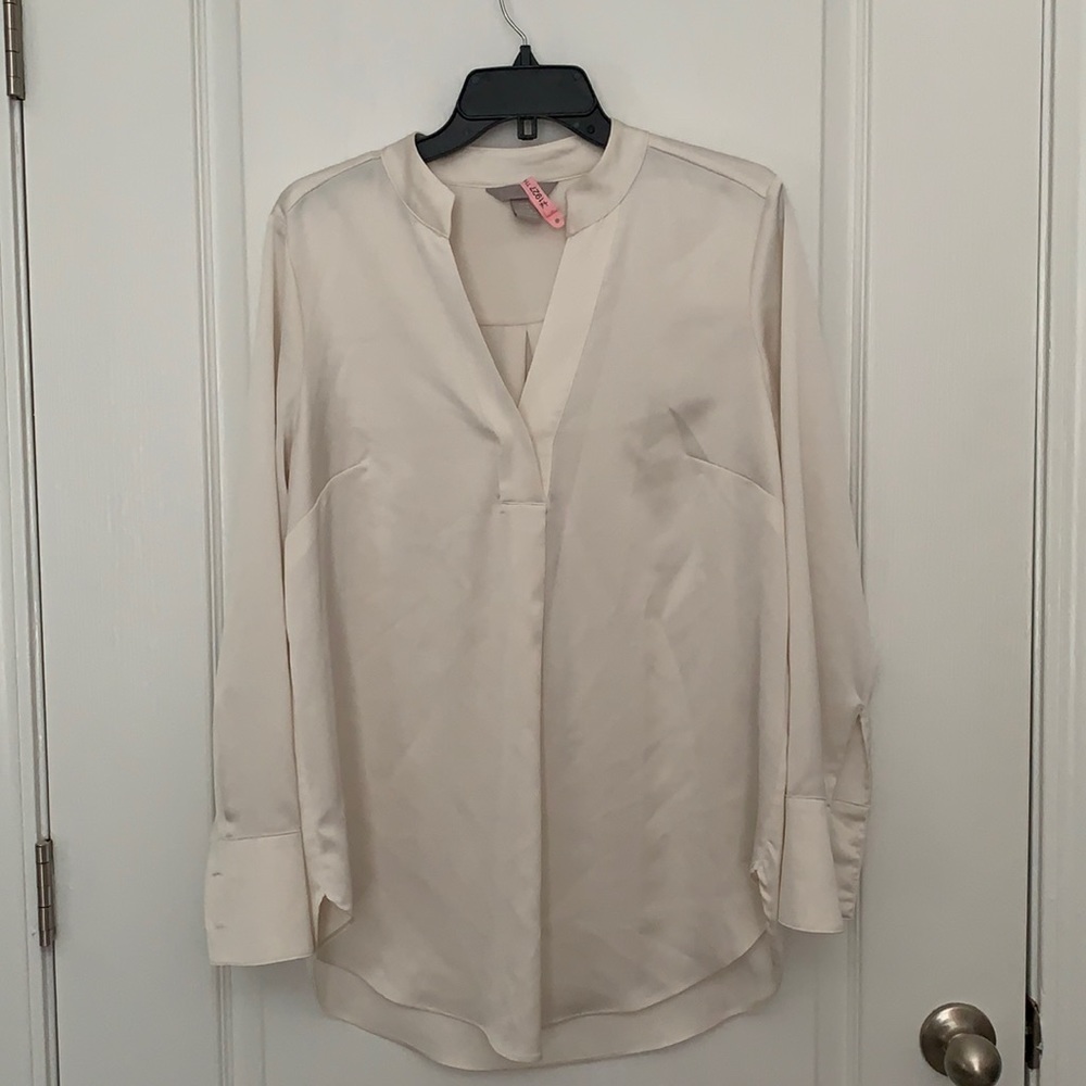 Cream silky top